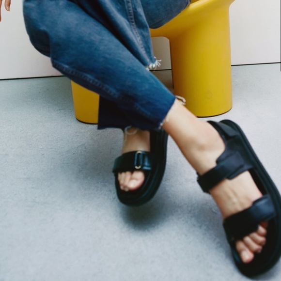 ZARA Leather dad sandals